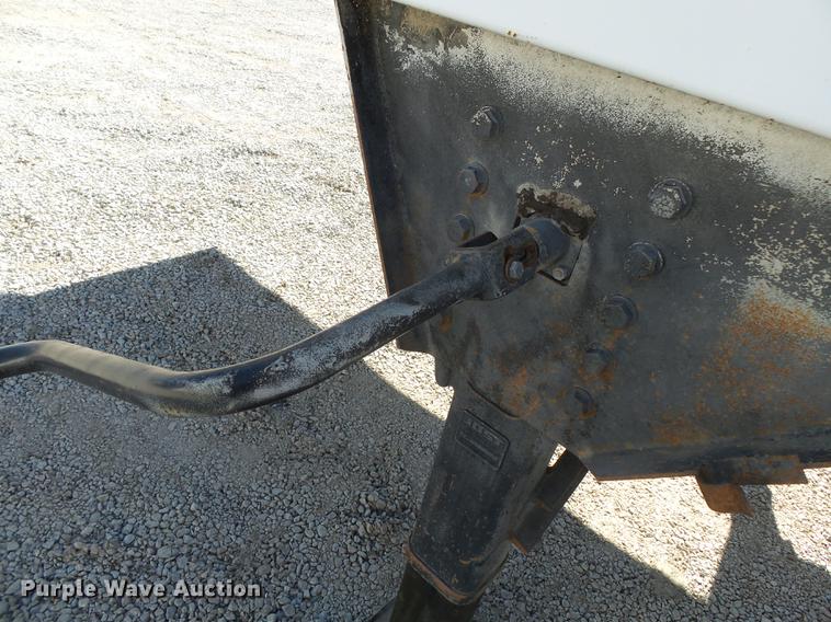 image for item DB7237 2004 Wheeler GH2225KA38 double hopper bottom grain trailer