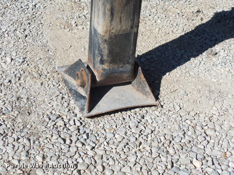 image for item DB7237 2004 Wheeler GH2225KA38 double hopper bottom grain trailer