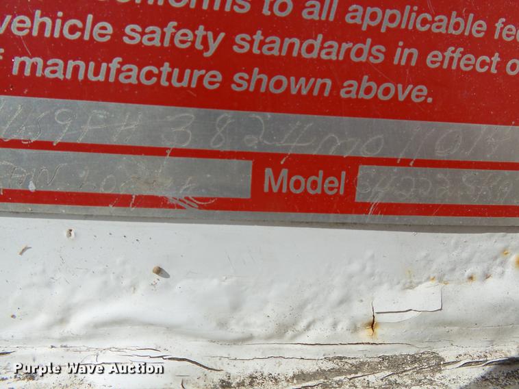 image for item DB7237 2004 Wheeler GH2225KA38 double hopper bottom grain trailer