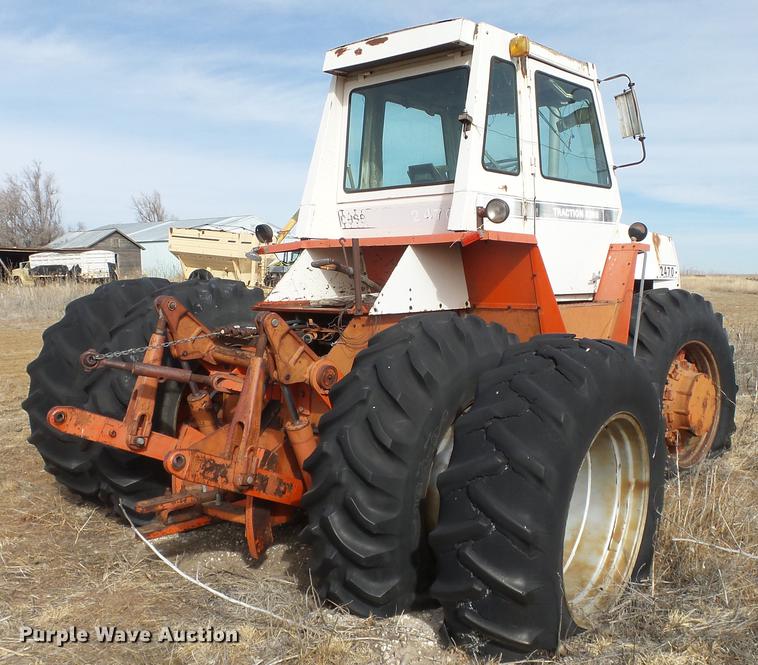 image for item DC0628 Case 2470 4WD tractor