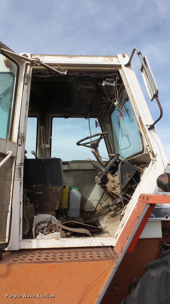 image for item DC0628 Case 2470 4WD tractor