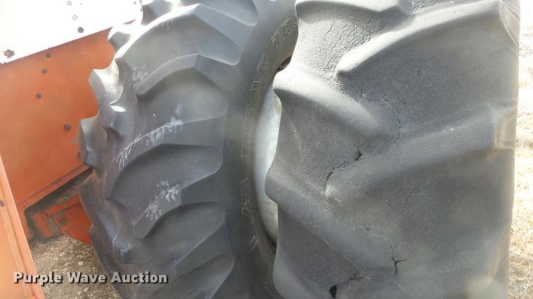 image for item DC0628 Case 2470 4WD tractor