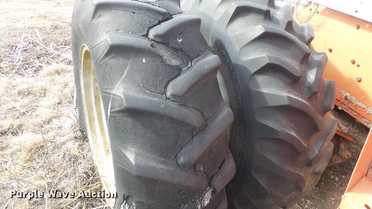 image for item DC0628 Case 2470 4WD tractor