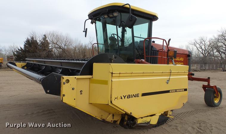 image for item DC0639 2002 New Holland HW320 Haybine self-propelled windrower