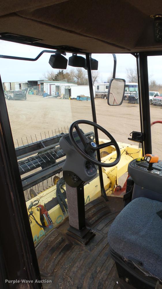 image for item DC0639 2002 New Holland HW320 Haybine self-propelled windrower