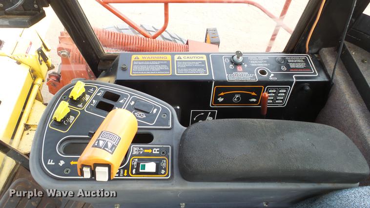 image for item DC0639 2002 New Holland HW320 Haybine self-propelled windrower