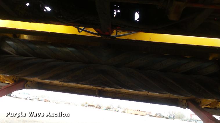 image for item DC0639 2002 New Holland HW320 Haybine self-propelled windrower