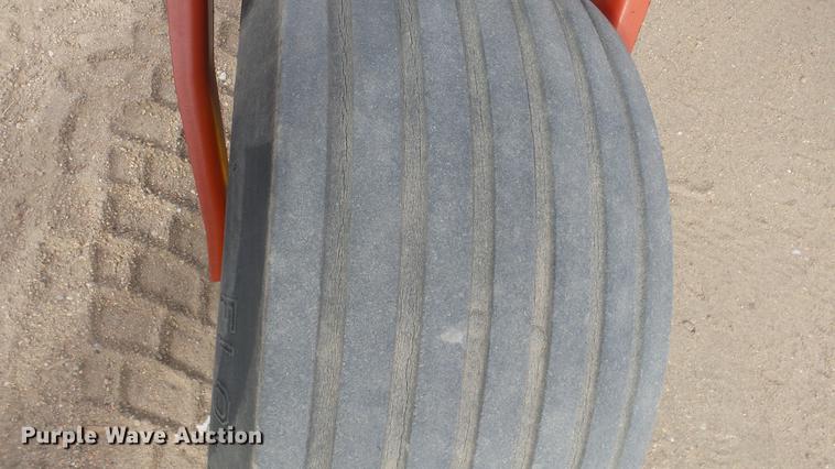 image for item DC0639 2002 New Holland HW320 Haybine self-propelled windrower