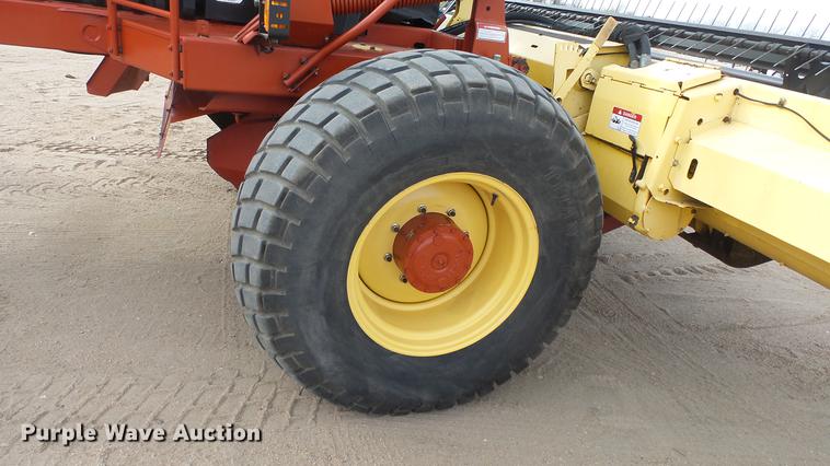 image for item DC0639 2002 New Holland HW320 Haybine self-propelled windrower