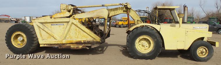 image for item DC0641 John Deere elevating scraper