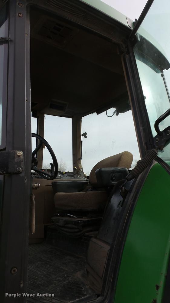image for item DC0642 1997 John Deere 7710 MFWD tractor
