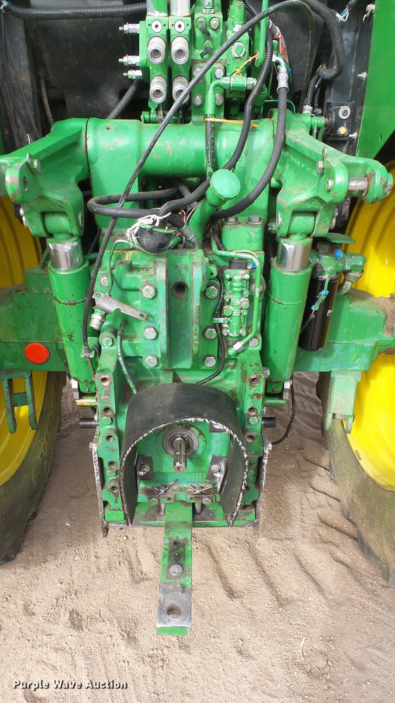 image for item DC0642 1997 John Deere 7710 MFWD tractor