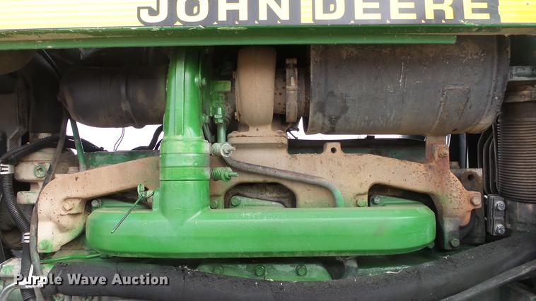 image for item DC0642 1997 John Deere 7710 MFWD tractor