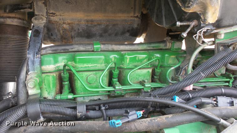 image for item DC0642 1997 John Deere 7710 MFWD tractor