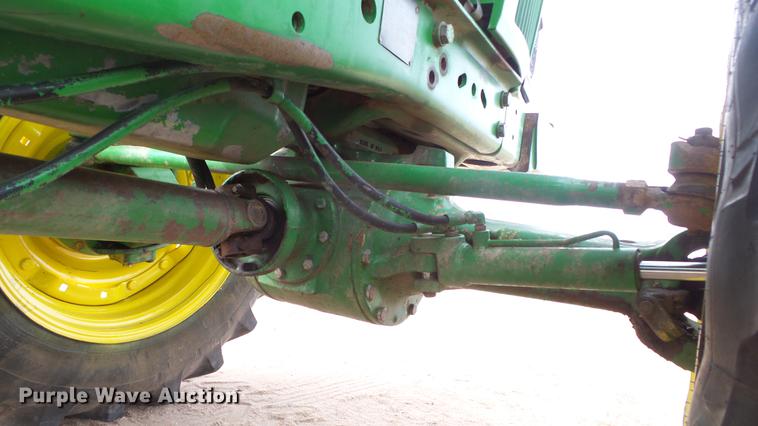 image for item DC0642 1997 John Deere 7710 MFWD tractor