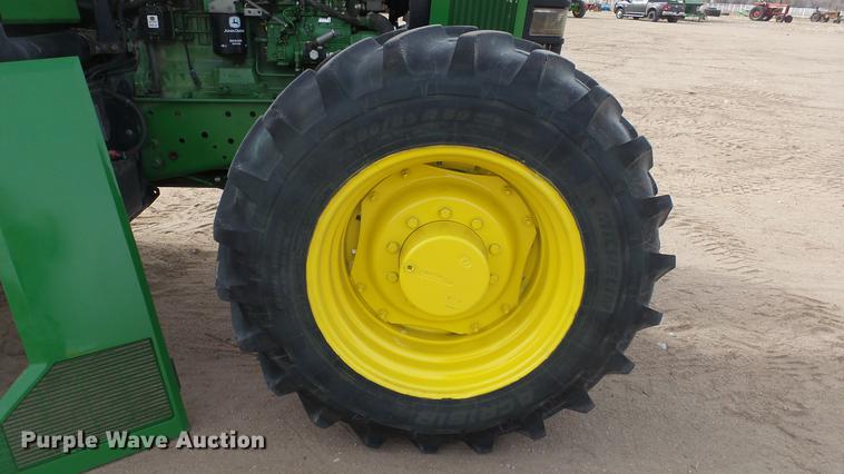 image for item DC0642 1997 John Deere 7710 MFWD tractor