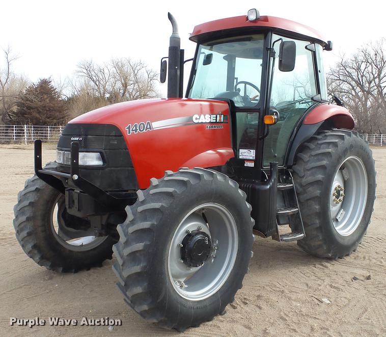 image for item DC0643 2015 Case IH Farmall 140A MFWD tractor