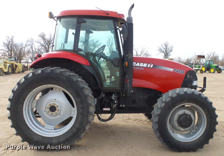 image for item DC0643 2015 Case IH Farmall 140A MFWD tractor