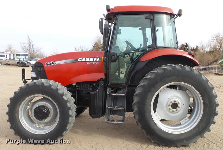 image for item DC0643 2015 Case IH Farmall 140A MFWD tractor