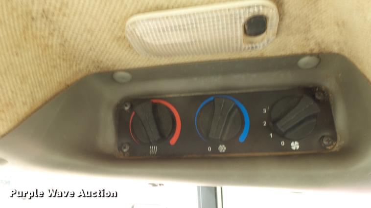 image for item DC0643 2015 Case IH Farmall 140A MFWD tractor