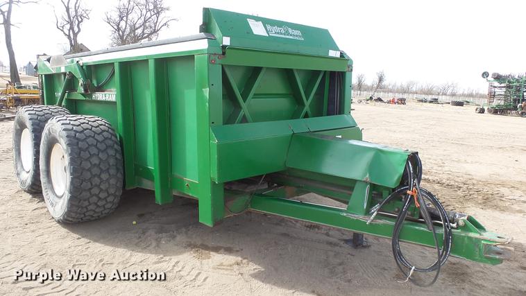image for item DC0644 Pik-Rite 1190 Hydraram manure spreader