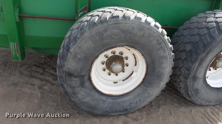 image for item DC0644 Pik-Rite 1190 Hydraram manure spreader