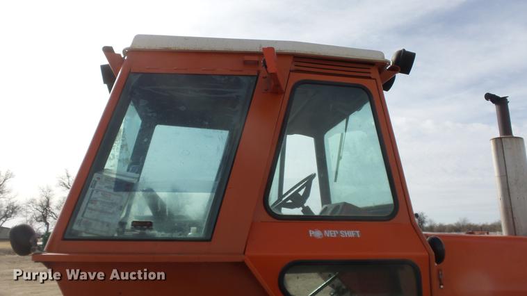 image for item DC0645 Allis Chalmers 7010 tractor