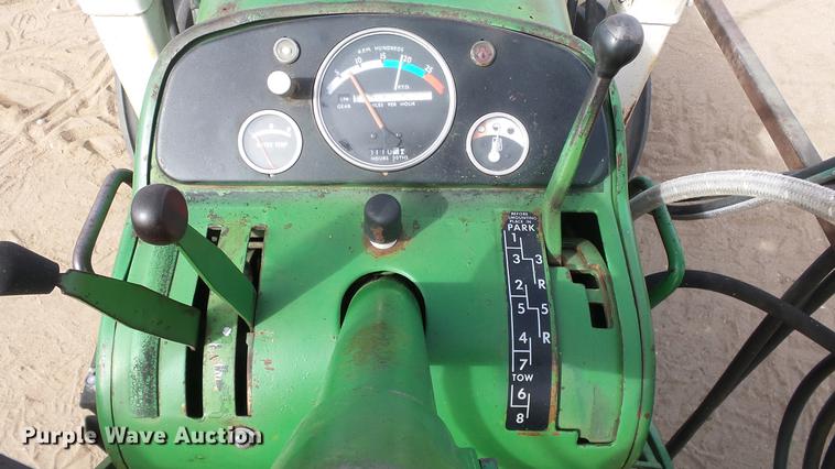 image for item DC0648 John Deere 4010 tractor