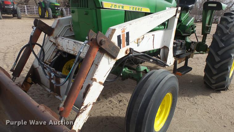 image for item DC0648 John Deere 4010 tractor