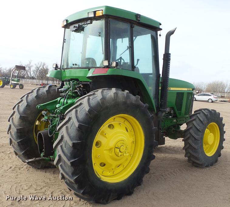 image for item DC0649 2002 John Deere 7810 MFWD tractor