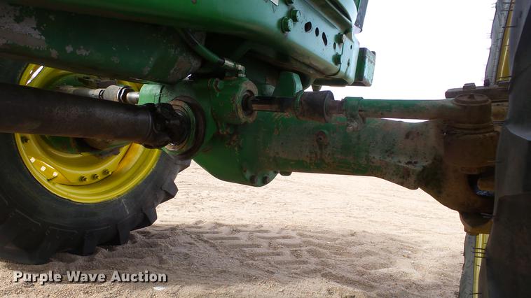 image for item DC0649 2002 John Deere 7810 MFWD tractor