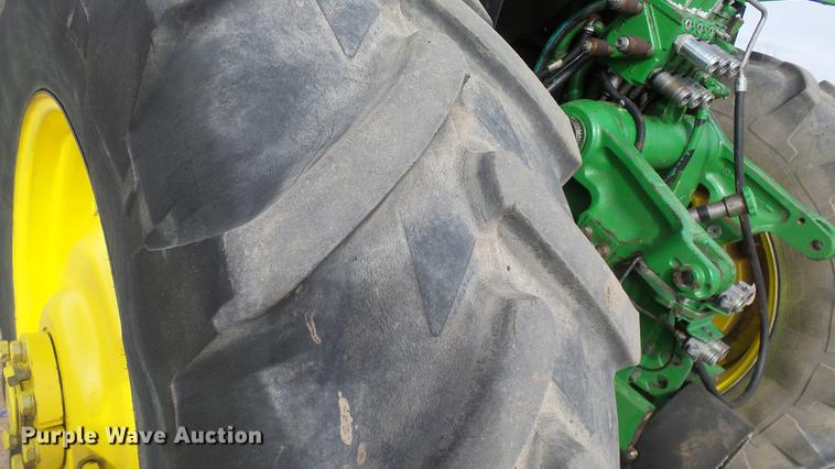 image for item DC0649 2002 John Deere 7810 MFWD tractor