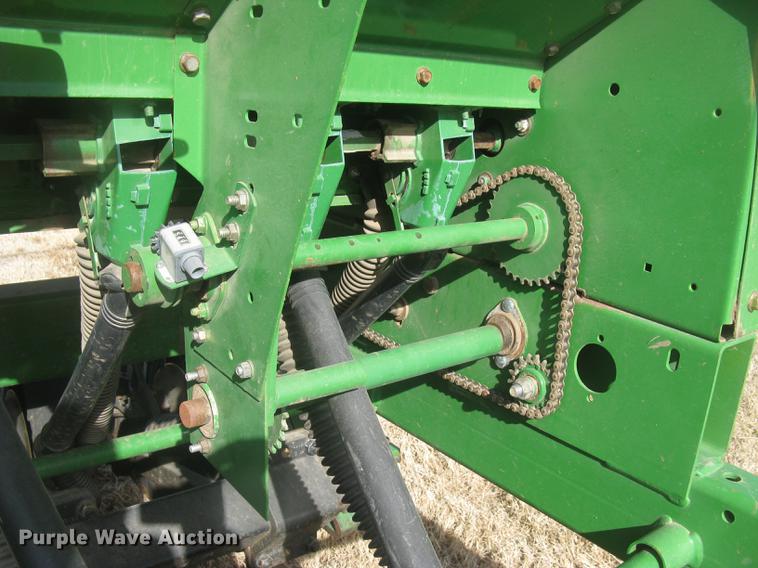 image for item DC2344 2003 John Deere 1590 grain drill
