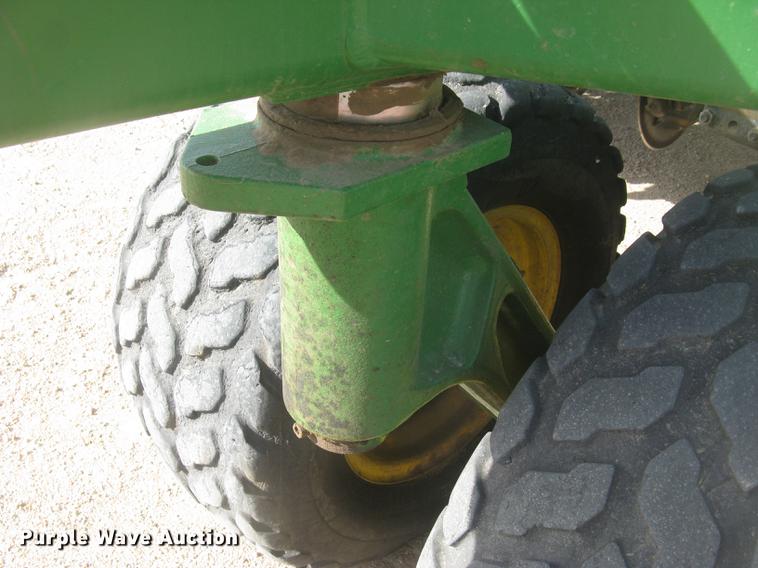 image for item DC2344 2003 John Deere 1590 grain drill