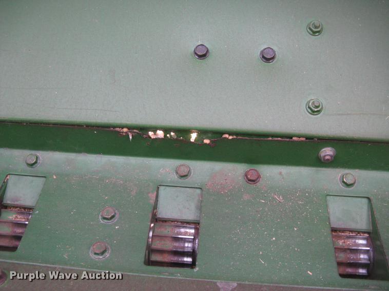 image for item DC2344 2003 John Deere 1590 grain drill