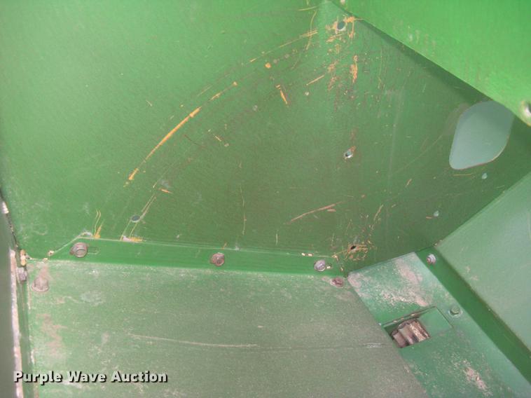 image for item DC2344 2003 John Deere 1590 grain drill
