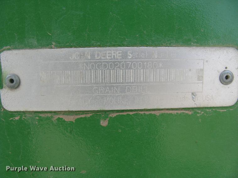 image for item DC2344 2003 John Deere 1590 grain drill