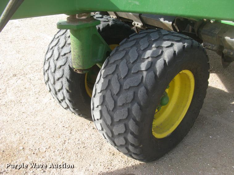 image for item DC2344 2003 John Deere 1590 grain drill