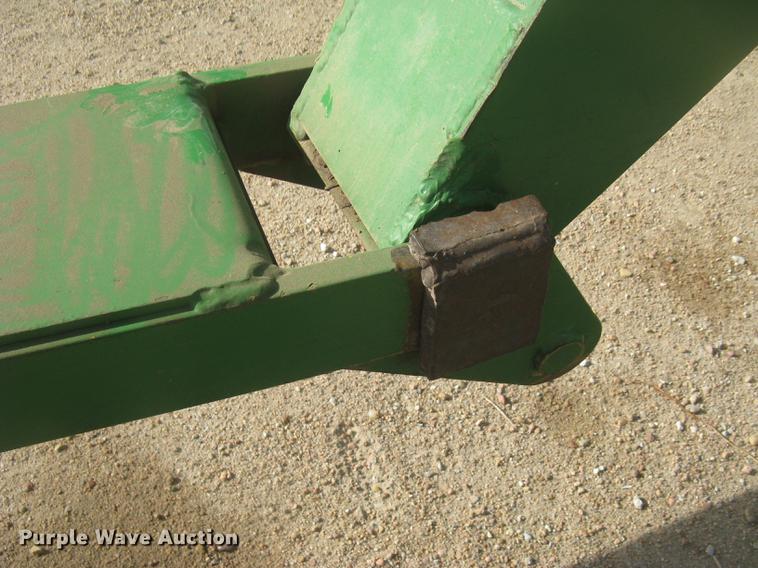 image for item DC2344 2003 John Deere 1590 grain drill
