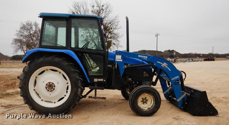 image for item DC5976 1996 New Holland 5635 tractor