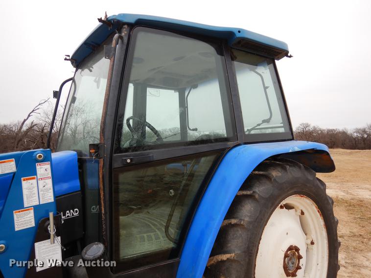 image for item DC5976 1996 New Holland 5635 tractor