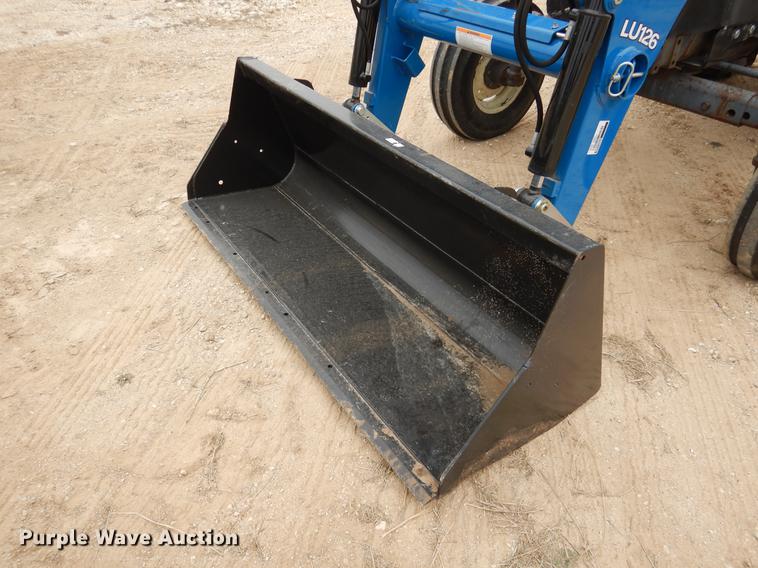 image for item DC5976 1996 New Holland 5635 tractor