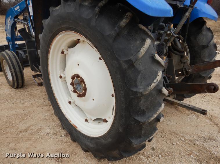image for item DC5976 1996 New Holland 5635 tractor