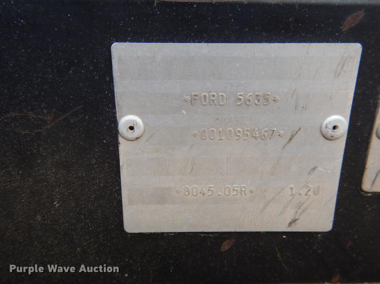 image for item DC5976 1996 New Holland 5635 tractor