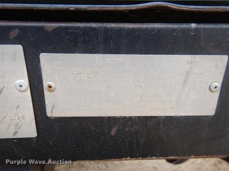 image for item DC5976 1996 New Holland 5635 tractor