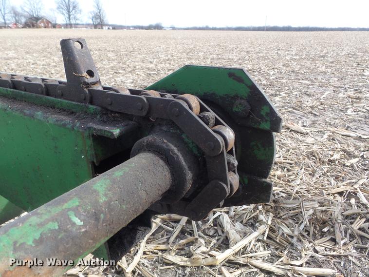 image for item DC7412 John Deere 00200 bale stack mover