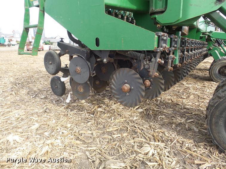 image for item DC7413 2004 Great Plains 3N-4010 no-till grain drill