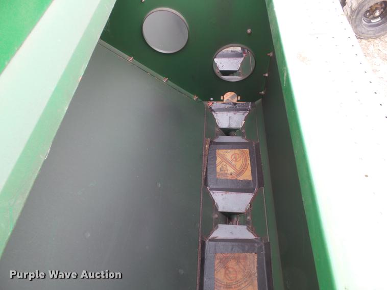 image for item DC7413 2004 Great Plains 3N-4010 no-till grain drill