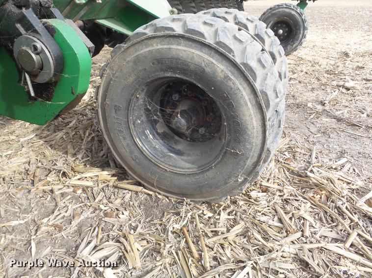 image for item DC7413 2004 Great Plains 3N-4010 no-till grain drill
