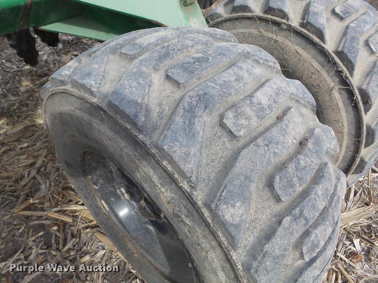 image for item DC7413 2004 Great Plains 3N-4010 no-till grain drill